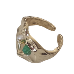 18k gold plated hammered green stone bead ring